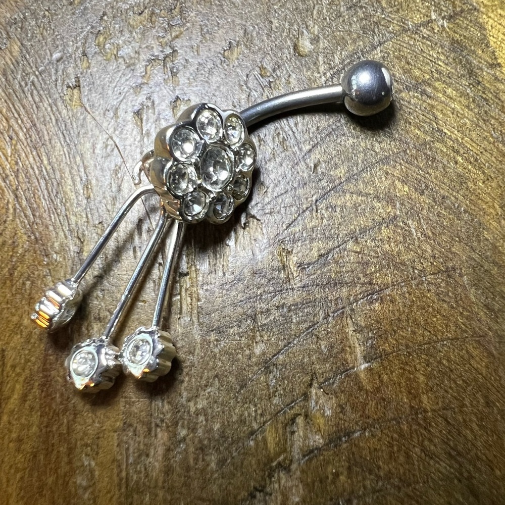 Dangle belly ring